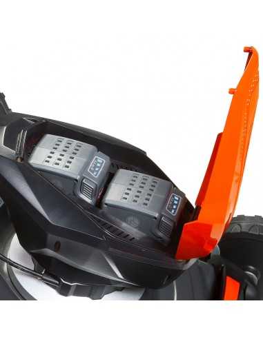 Oleo-Mac Rasaerba Gi 44 P con Batteria Bi 5,0M e Caricatore CRG Oleo-Mac Rasaerba Gi 44 P con Batteria Bi 5,0M e Caricatore CRG