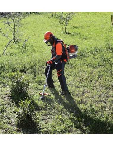 Oleo-Mac Decespugliatore Professionale Spalleggiato BCF 550 Oleo-Mac Decespugliatore Professionale Spalleggiato BCF 550