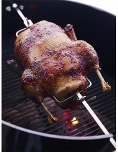 Girarrosto per barbecue Weber a carbone 57 cm su sfondo bianco 2