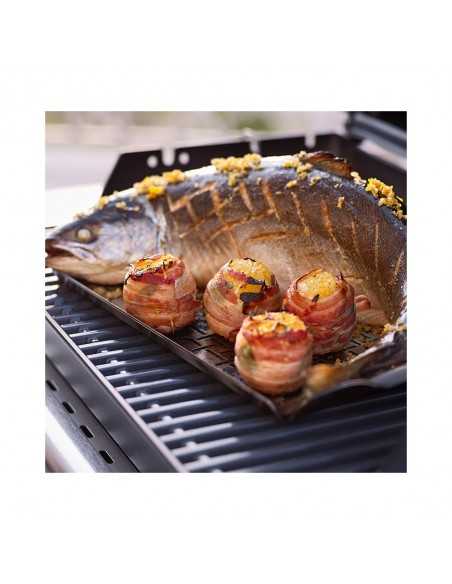 Piatto di cottura Weber -40 x 40 x 3 cm- con grande pesce in cottura