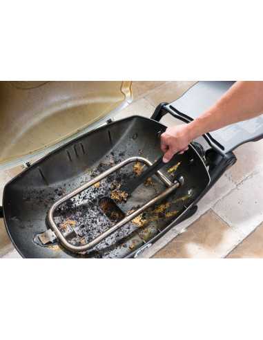 Kit 2 pezzi Weber per la pulizia di barbecue a gas su sfondo bianco
