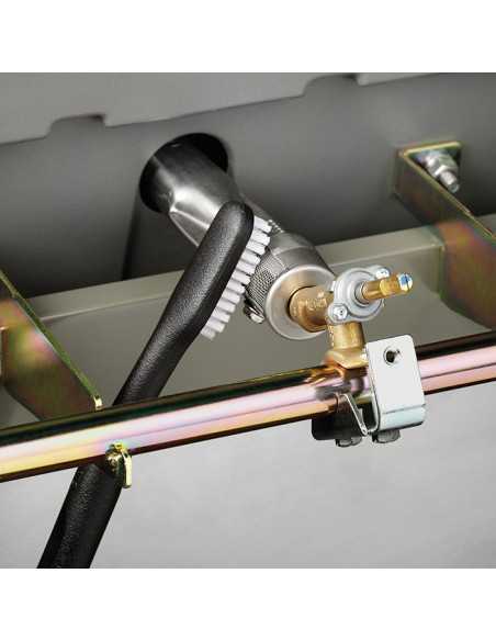 Kit 2 pezzi Weber per la pulizia di barbecue a gas su sfondo bianco