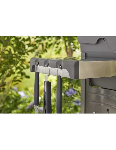 Kit 3 accessori Weber in acciaio inox su sfondo bianco